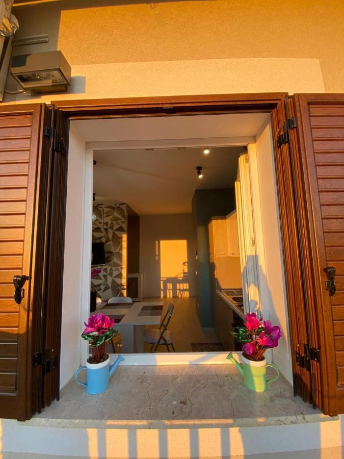 Viole Di Mare Guest House 산리온 외부 사진